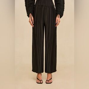 Commense Black Wide Leg Pleated Pants Size XS